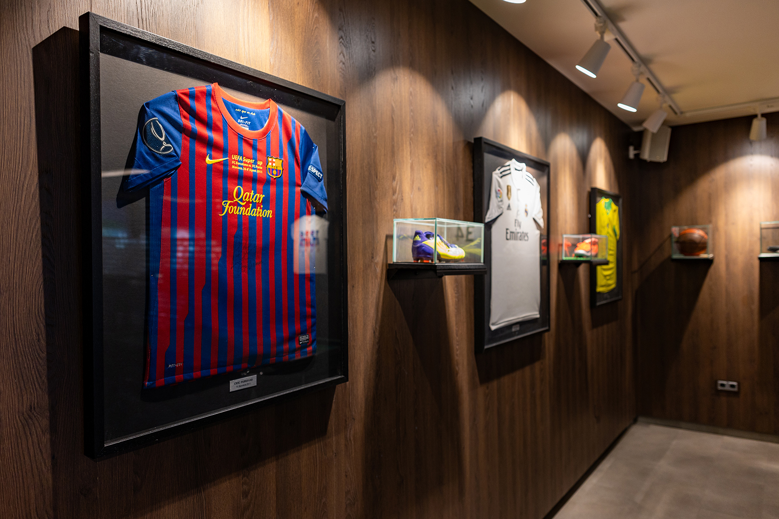 025_alta_playaballena_Legend Sport Bar.jpg